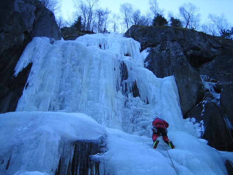 10 Rjukan - Vermorkbrufoss Ost - 2
